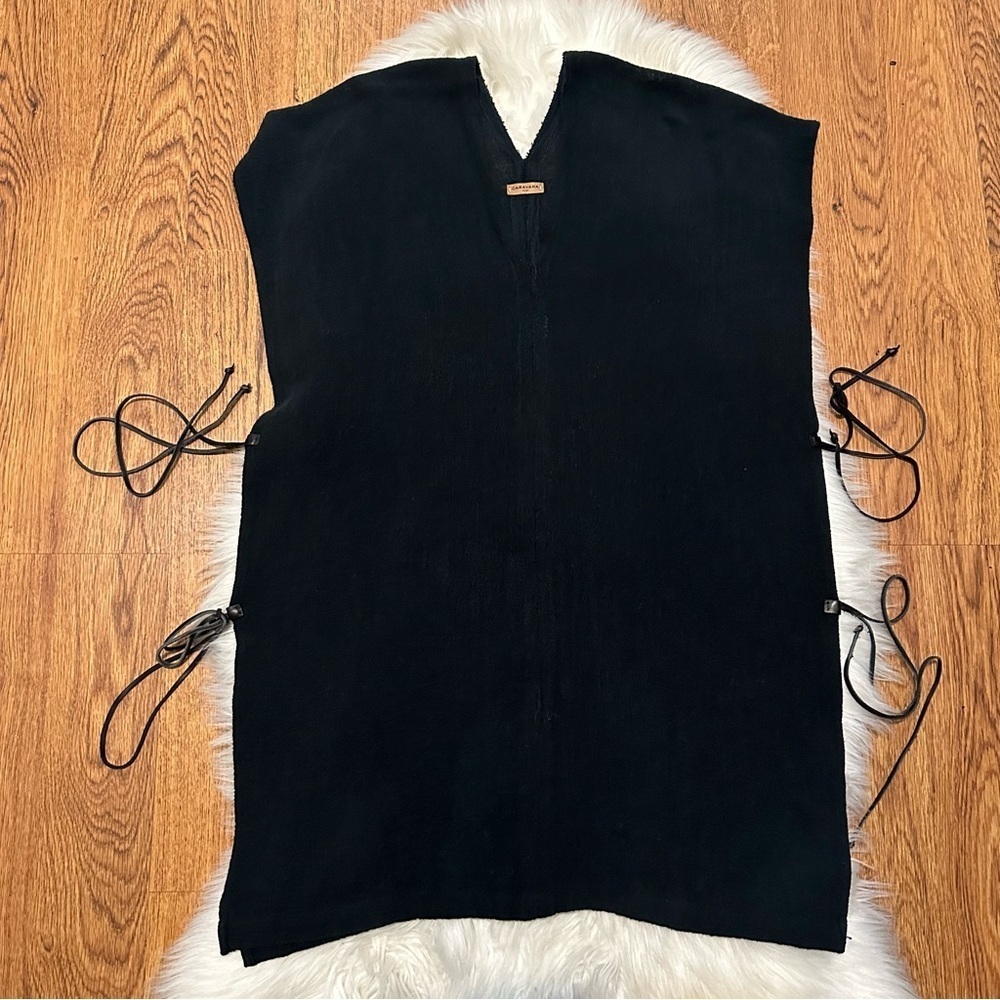 Caravana Tulum Black Gauze Tunic Top. Side ties, v neck. Beach wear.